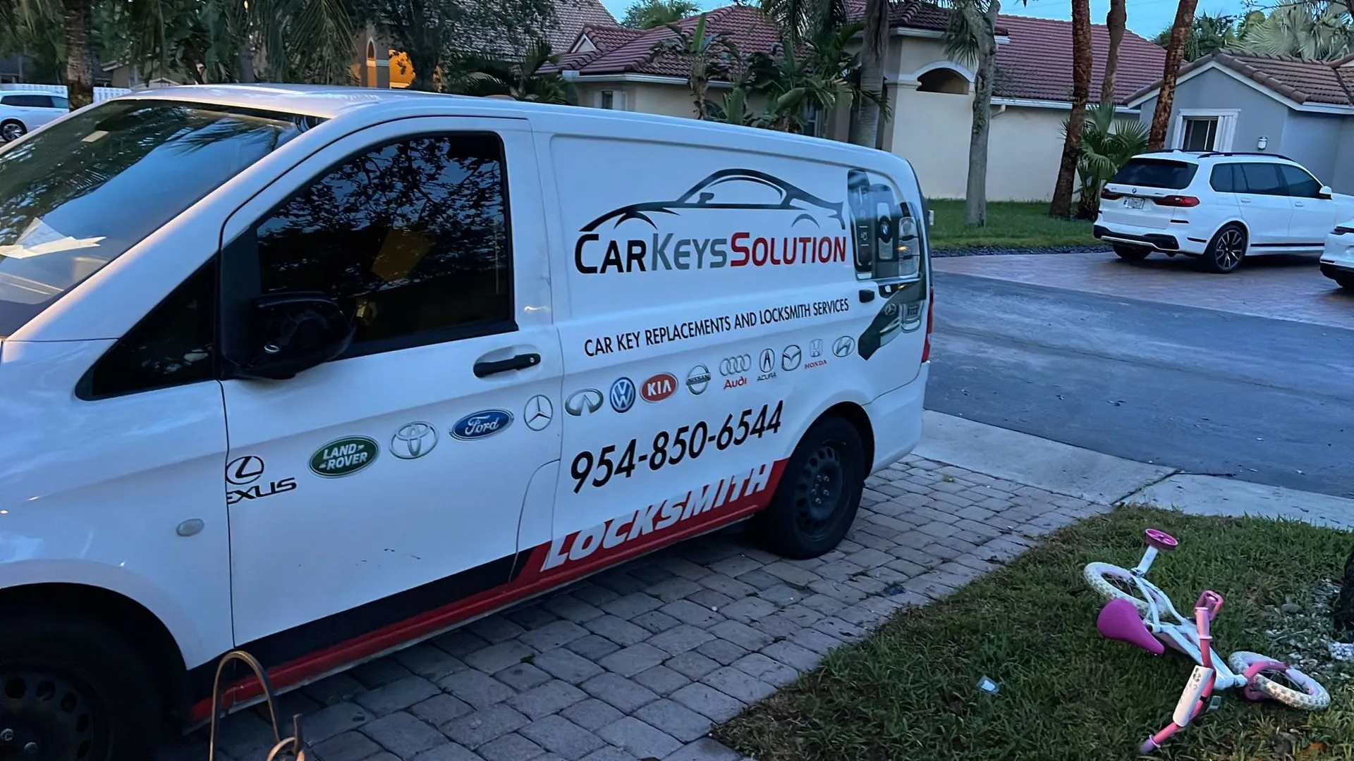 Call Car Keys Locksmith Solution in Fort Lauderdale FL