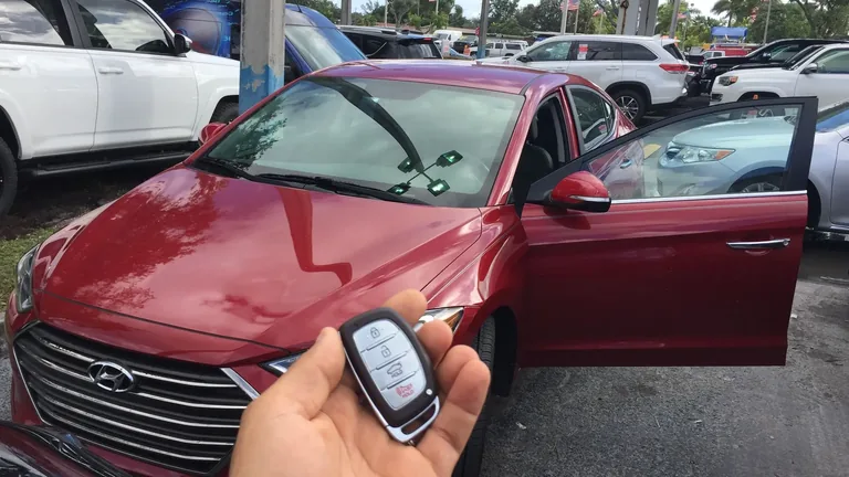 How to Avoid Getting Locked Out of Your Car - photo 1